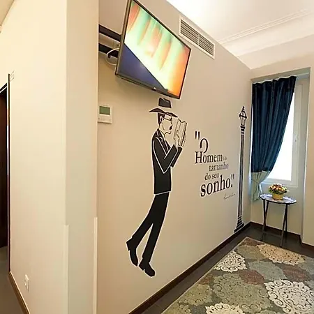 Silk Oda ve Kahvaltı 4*